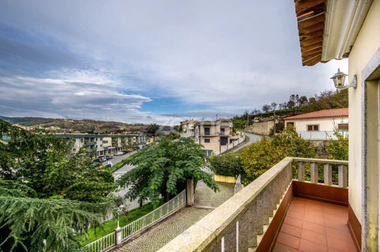 Moradia T4 para Venda em Gove Foto 19