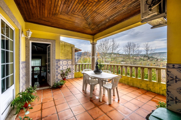 Moradia T4 para Venda em Gove Foto 9