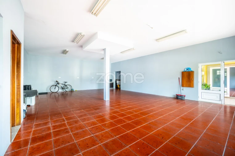 Moradia T4 para Venda em Gove Foto 38