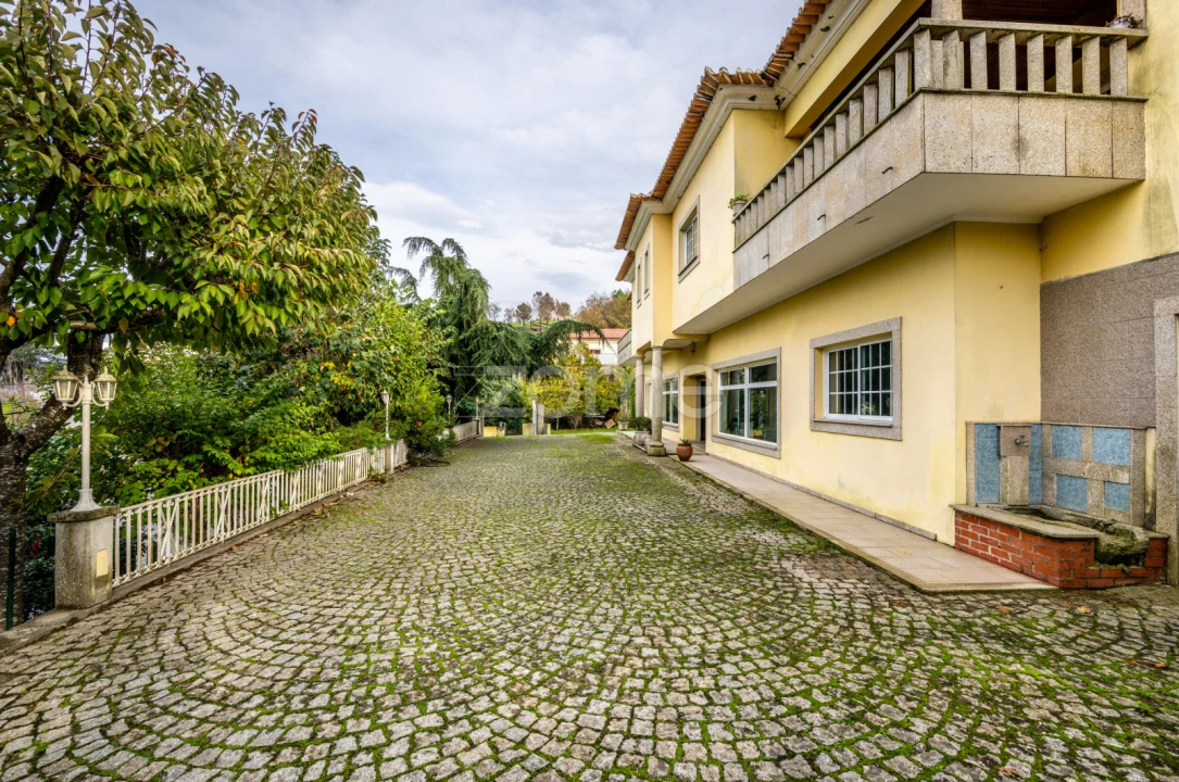 Moradia T4 para Venda em Gove Foto 36