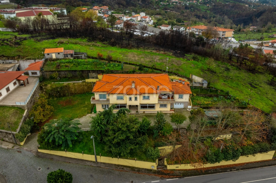 Moradia T4 para Venda em Gove Foto 49