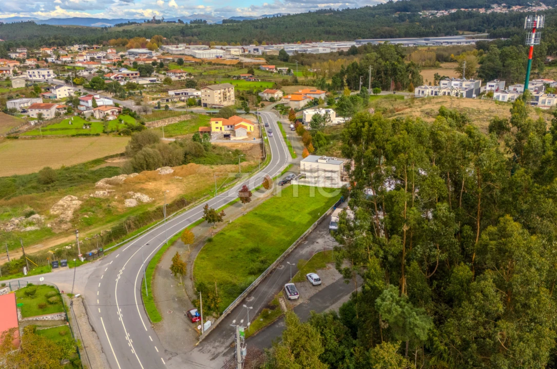 Terreno para Venda em Braga (Maximinos, Sé e Cividade) Foto 11