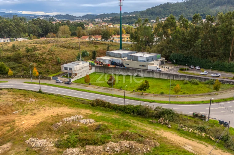 Terreno para Venda em Braga (Maximinos, Sé e Cividade) Foto 5