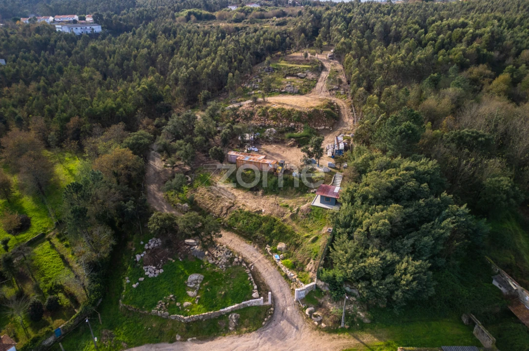 Terreno para Venda em Esmeriz e Cabeçudos Foto 9