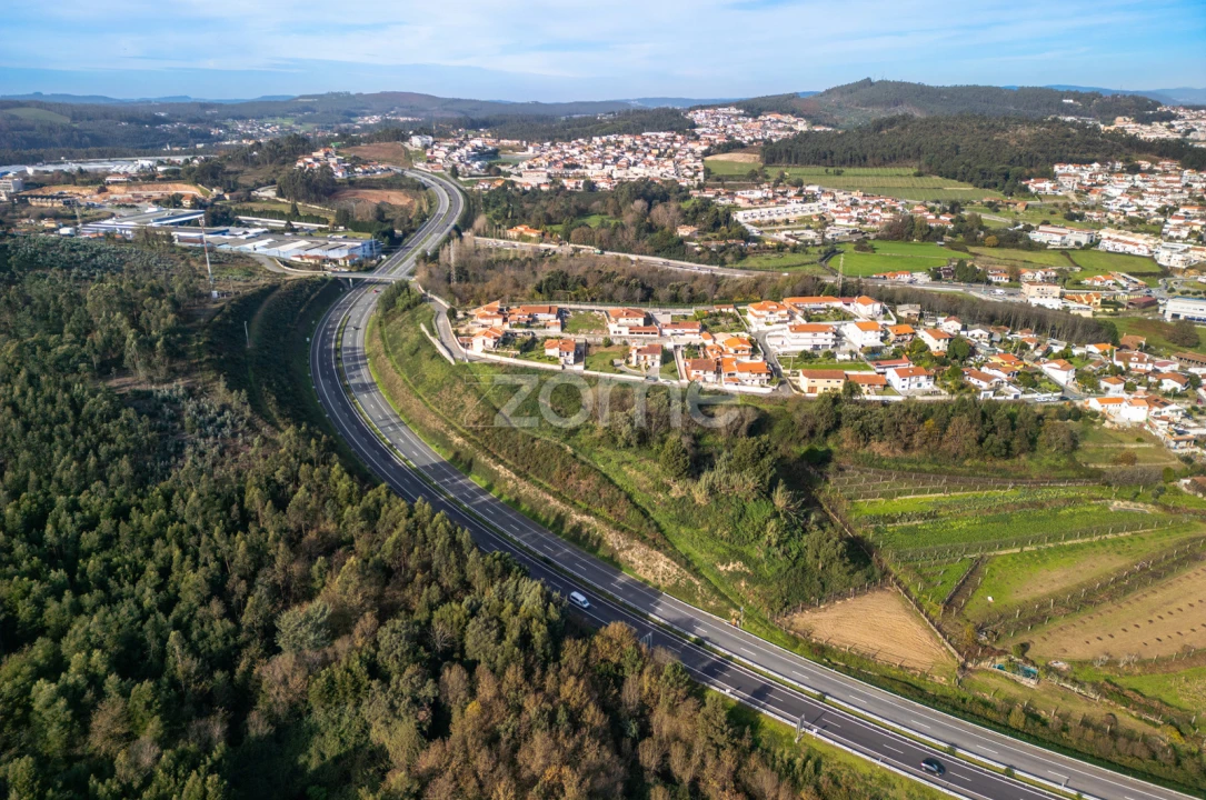 Terreno para Venda em Esmeriz e Cabeçudos Foto 12
