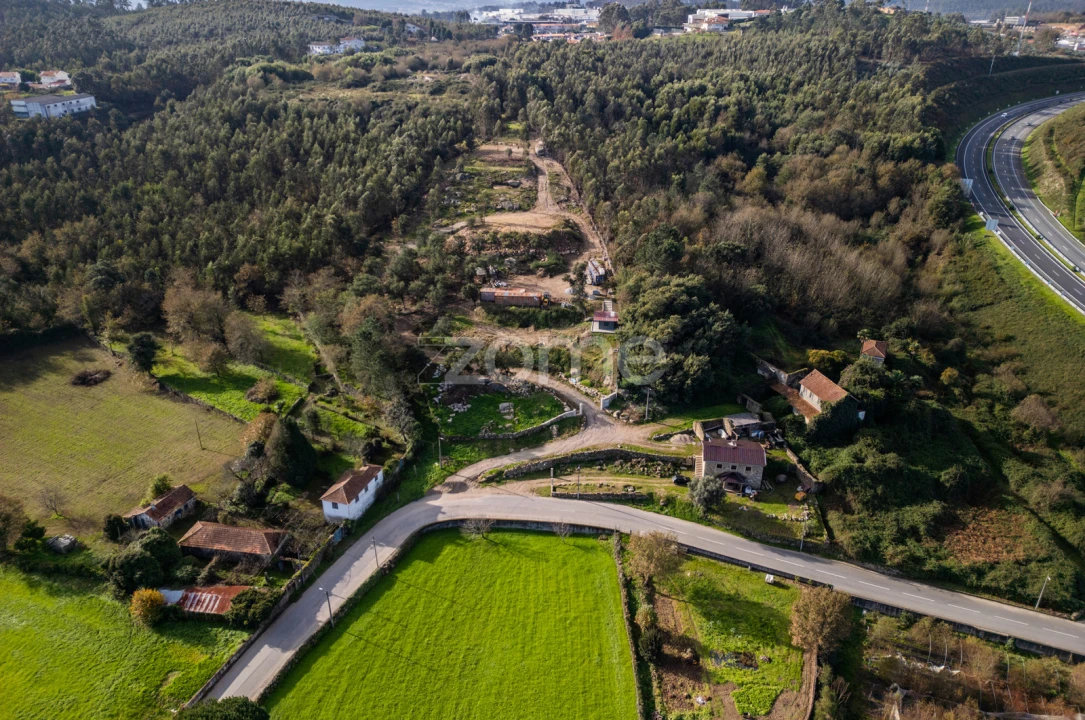 Terreno para Venda em Esmeriz e Cabeçudos Foto 8
