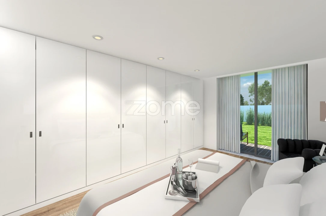 Moradia T4 para Venda em Água Longa Foto 24