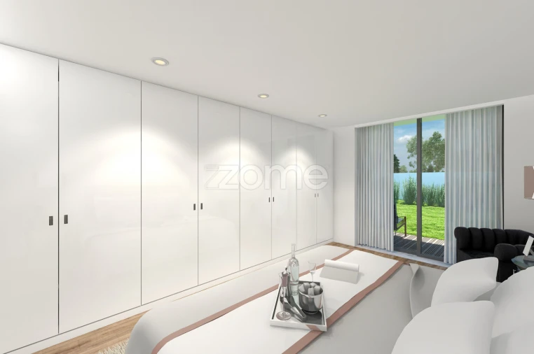 Moradia T4 para Venda em Água Longa Foto 24