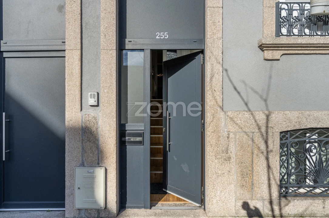 Moradia T5 para Venda em Bonfim Foto 2