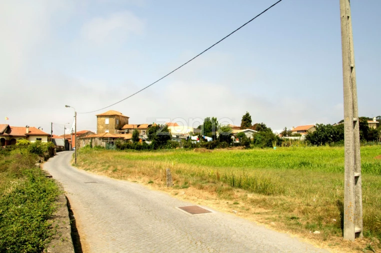 Terreno para Venda em Gulpilhares e Valadares Foto 15