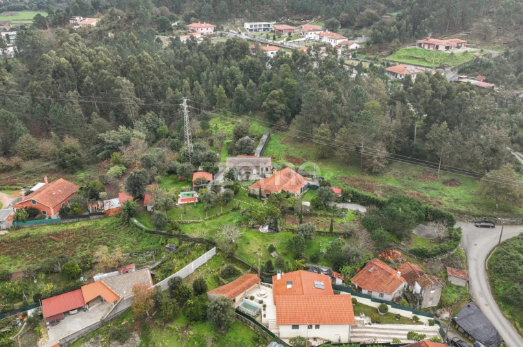 Quinta T5 para Venda em Seara Foto 3