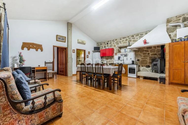 Quinta T5 para Venda em Seara Foto 43