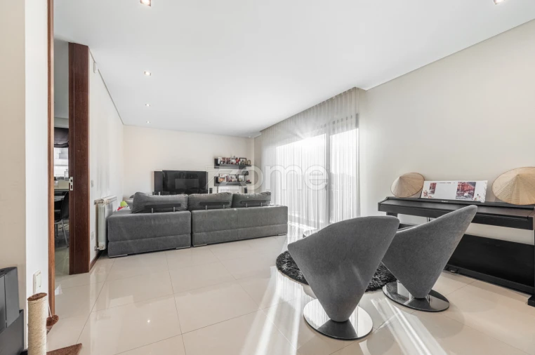 Moradia T4 para Venda em Touguinha e Touguinhó Foto 9