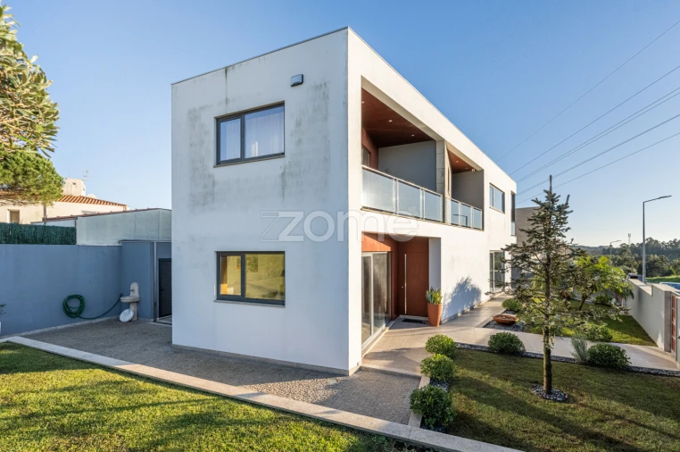 Moradia T4 para Venda em Touguinha e Touguinhó Foto 32