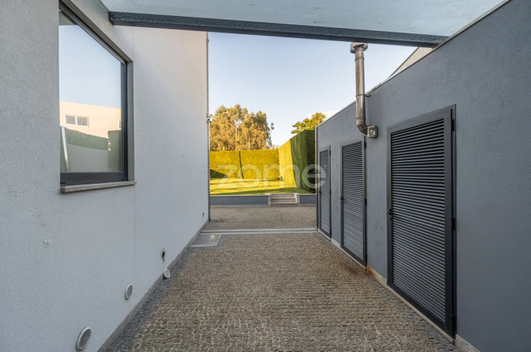 Moradia T4 para Venda em Touguinha e Touguinhó Foto 35