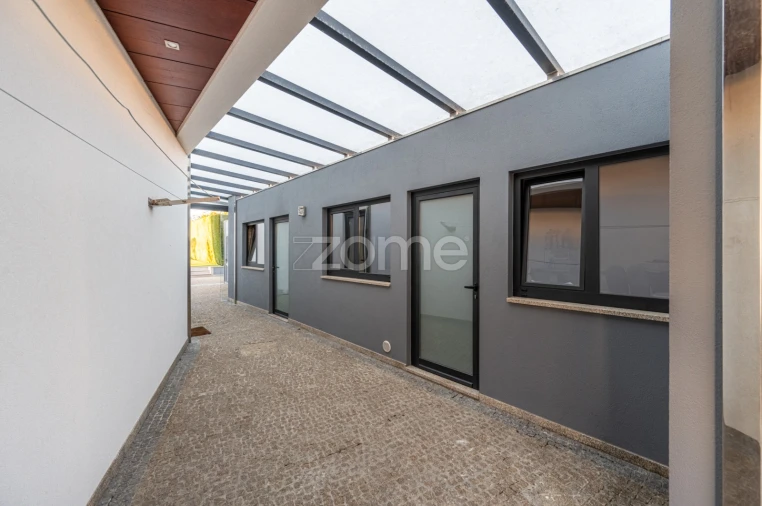 Moradia T4 para Venda em Touguinha e Touguinhó Foto 40