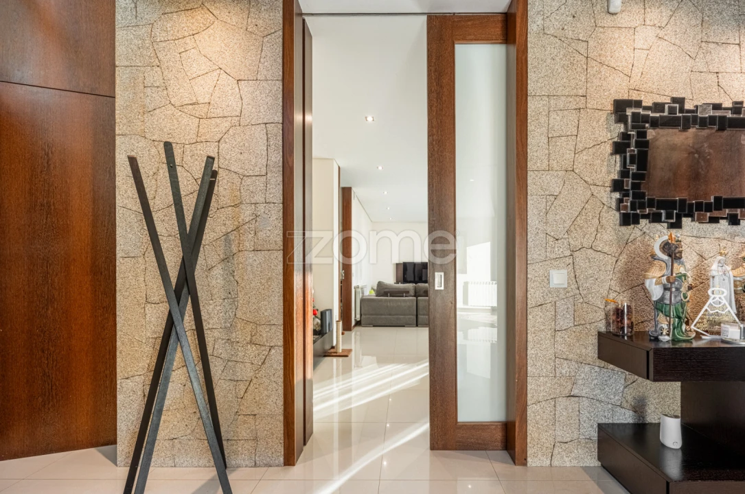 Moradia T4 para Venda em Touguinha e Touguinhó Foto 8