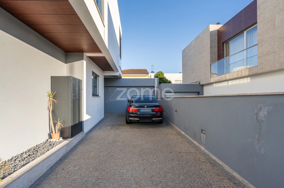 Moradia T4 para Venda em Touguinha e Touguinhó Foto 41