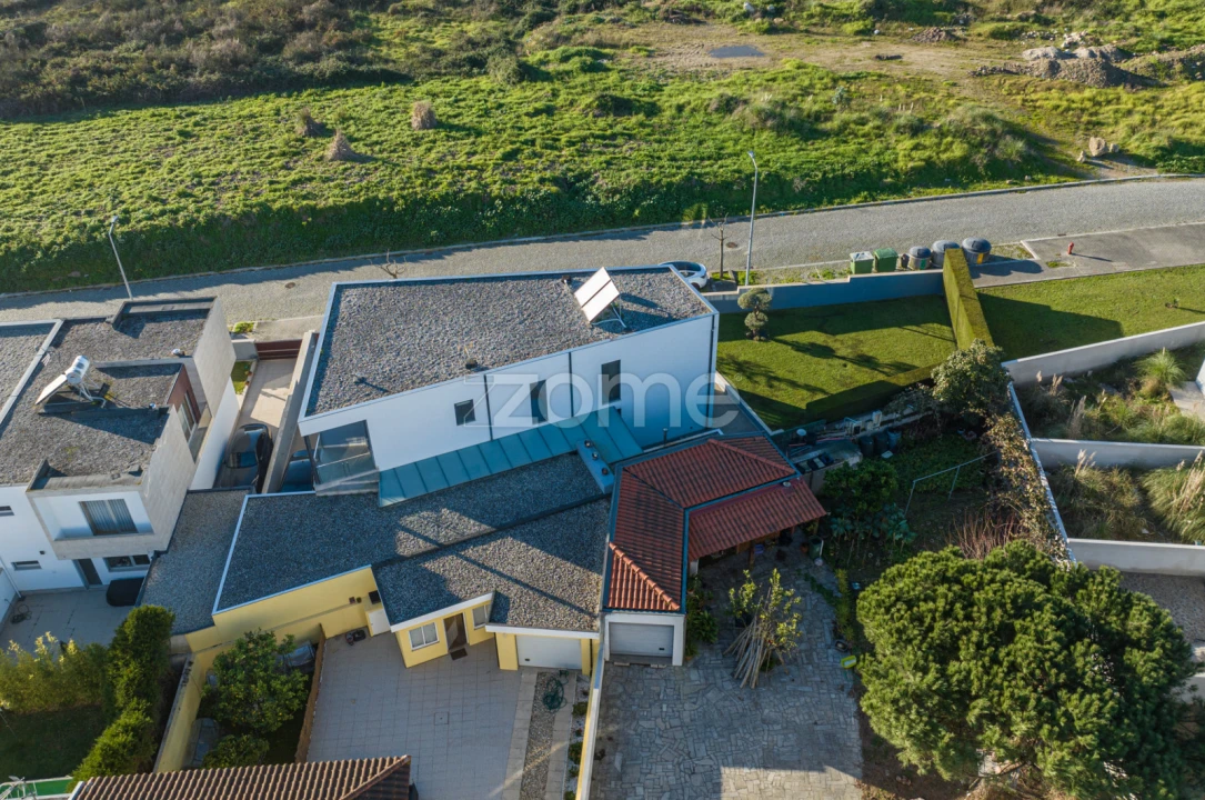 Moradia T4 para Venda em Touguinha e Touguinhó Foto 48