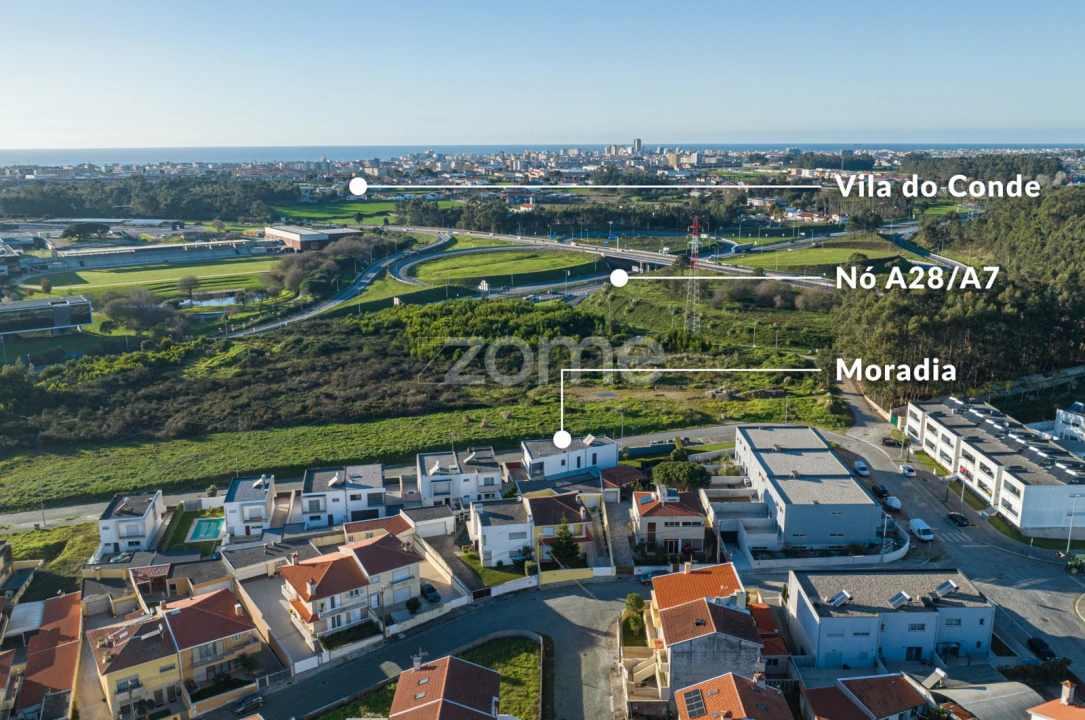 Moradia T4 para Venda em Touguinha e Touguinhó Foto 5