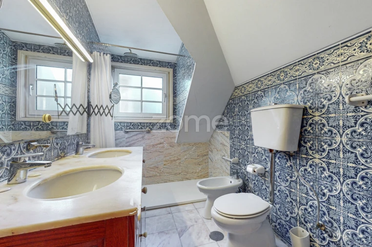 Moradia T8 para Arrendamento em Ramalde Foto 48