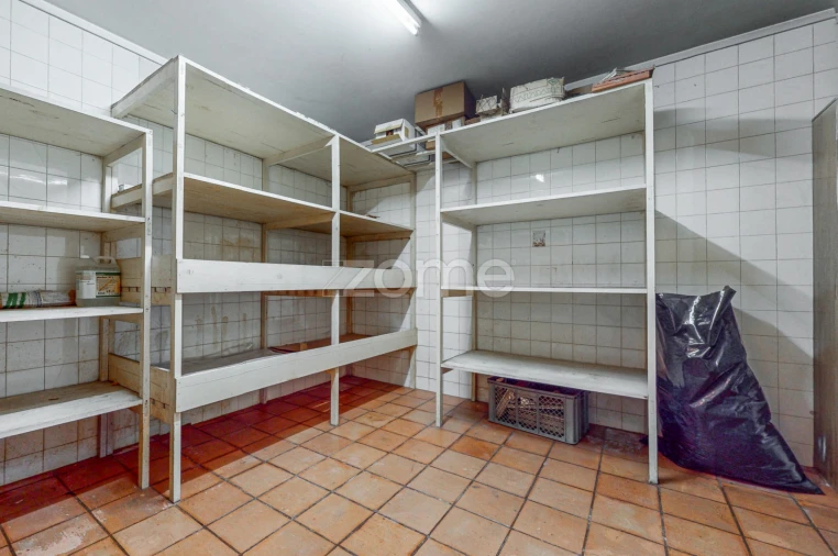 Moradia T8 para Arrendamento em Ramalde Foto 64