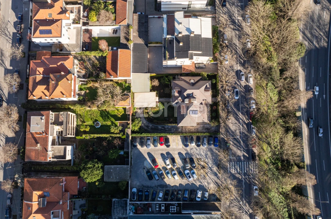 Moradia T8 para Arrendamento em Ramalde Foto 4