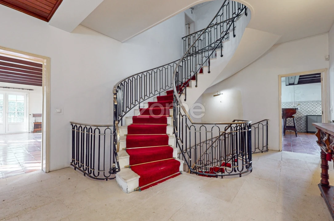 Moradia T8 para Arrendamento em Ramalde Foto 19