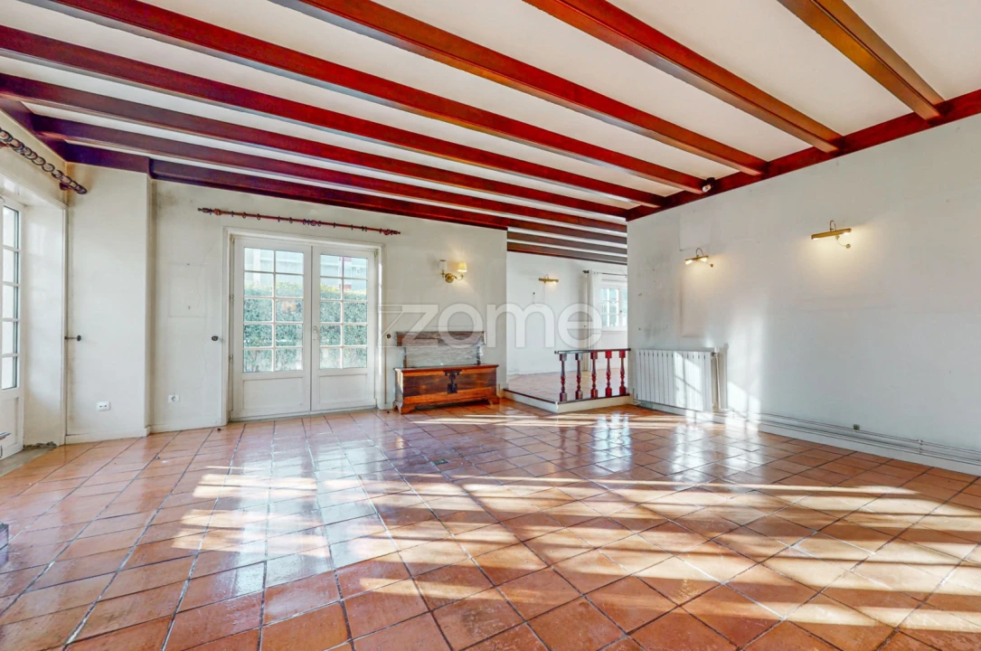 Moradia T8 para Arrendamento em Ramalde Foto 20