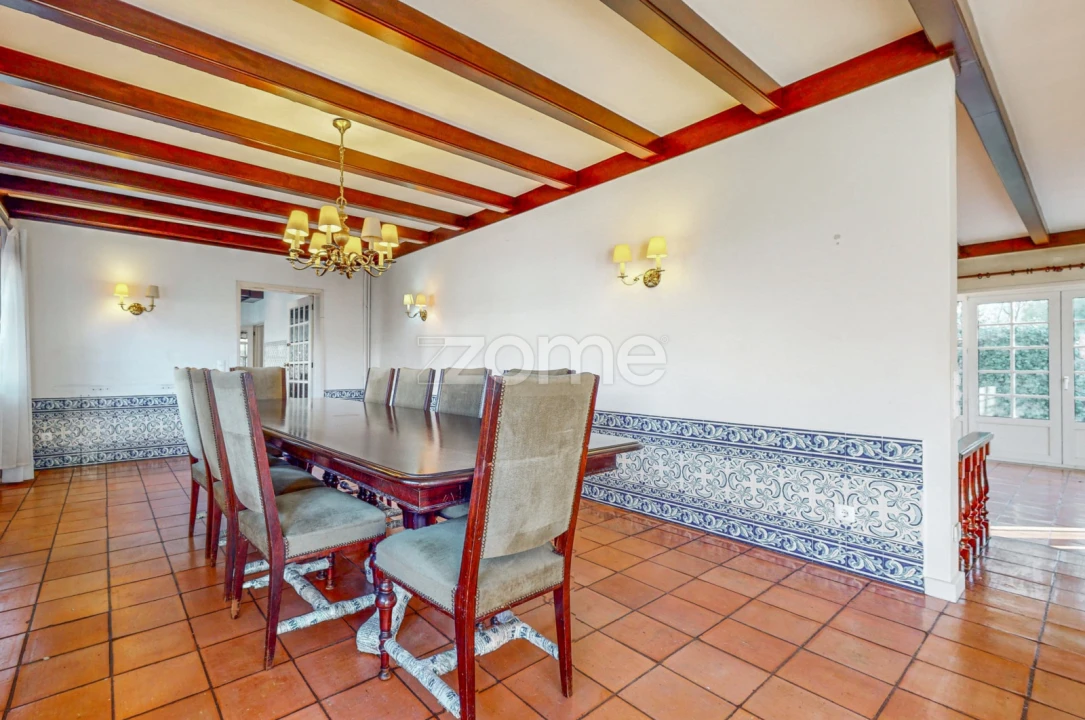 Moradia T8 para Arrendamento em Ramalde Foto 23