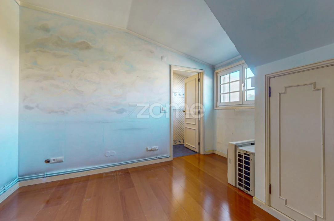 Moradia T8 para Arrendamento em Ramalde Foto 50