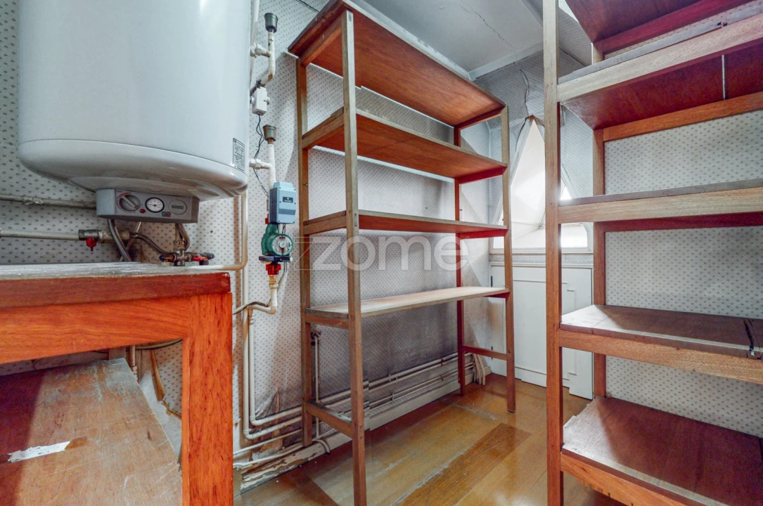 Moradia T8 para Arrendamento em Ramalde Foto 52