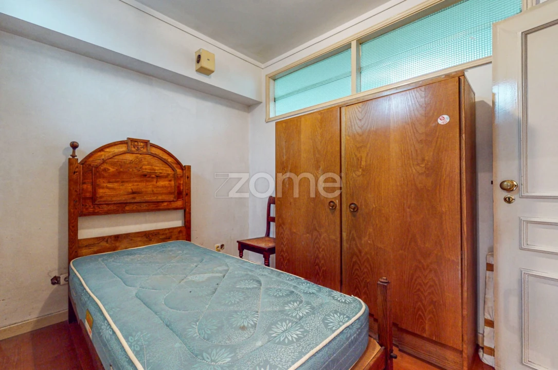 Moradia T8 para Arrendamento em Ramalde Foto 54