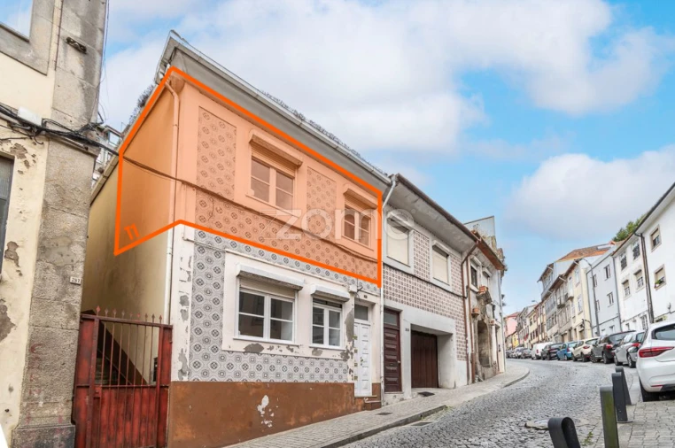 Prédio para Venda em Santa Marinha e São Pedro da Afurada Foto 10