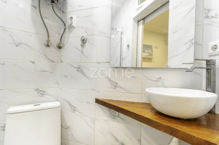 Prédio para Venda em Santa Marinha e São Pedro da Afurada Foto 22