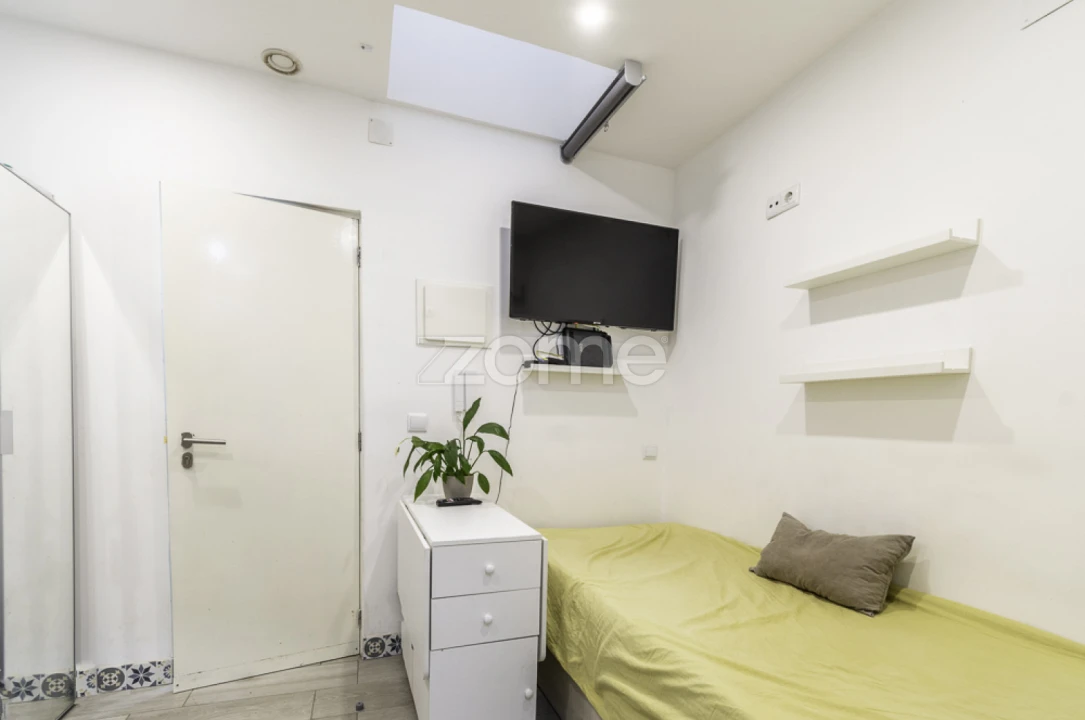 Prédio para Venda em Santa Marinha e São Pedro da Afurada Foto 21