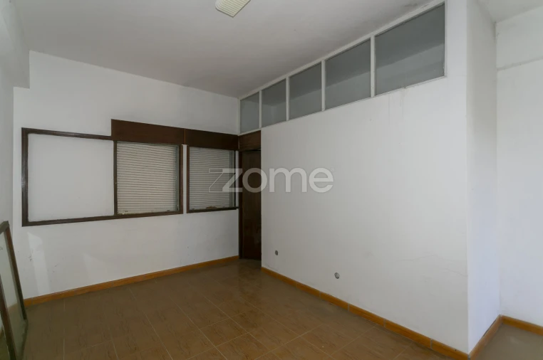 Prédio para Venda em Samil Foto 19