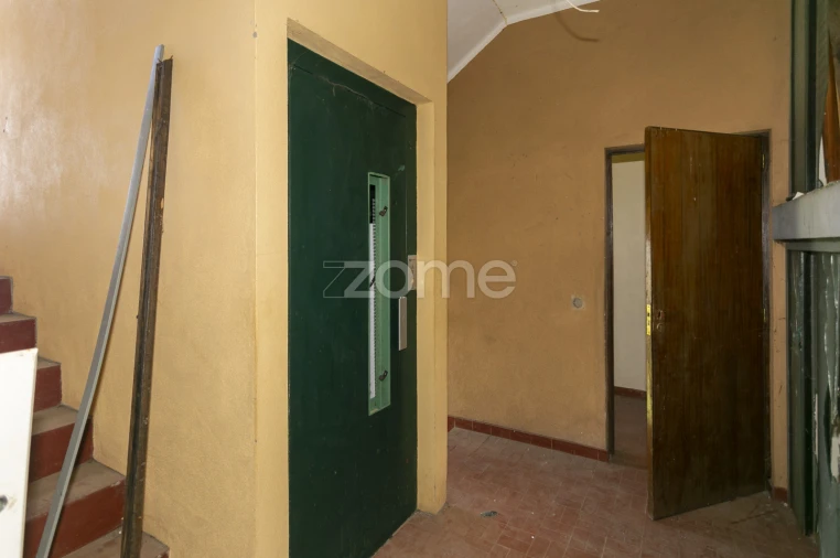 Prédio para Venda em Samil Foto 23