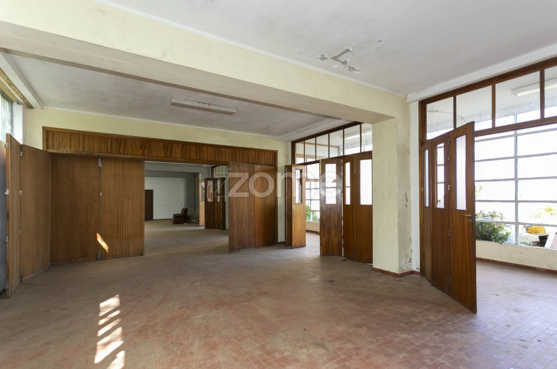 Prédio para Venda em Samil Foto 17