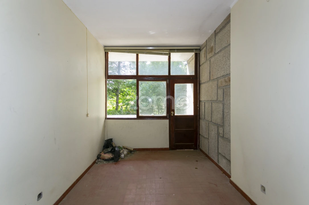 Prédio para Venda em Samil Foto 23