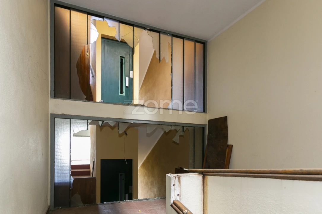 Prédio para Venda em Samil Foto 27