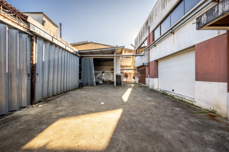 Terreno Comércio / Armazém para Venda em Vila Boa de Quires e Maureles Foto 54