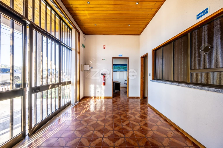 Terreno Comércio / Armazém para Venda em Vila Boa de Quires e Maureles Foto 5