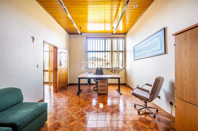 Terreno Comércio / Armazém para Venda em Vila Boa de Quires e Maureles Foto 7