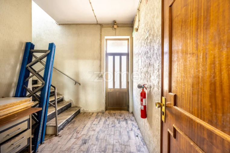 Terreno Comércio / Armazém para Venda em Vila Boa de Quires e Maureles Foto 35