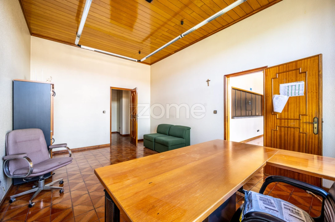 Terreno Comércio / Armazém para Venda em Vila Boa de Quires e Maureles Foto 8