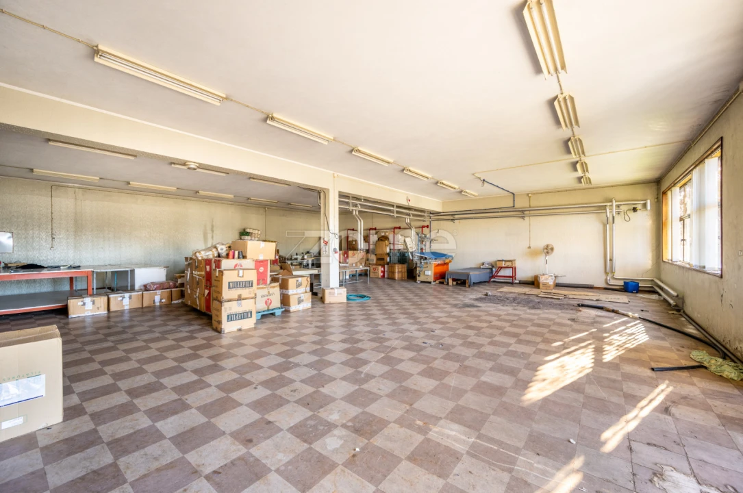 Terreno Comércio / Armazém para Venda em Vila Boa de Quires e Maureles Foto 20