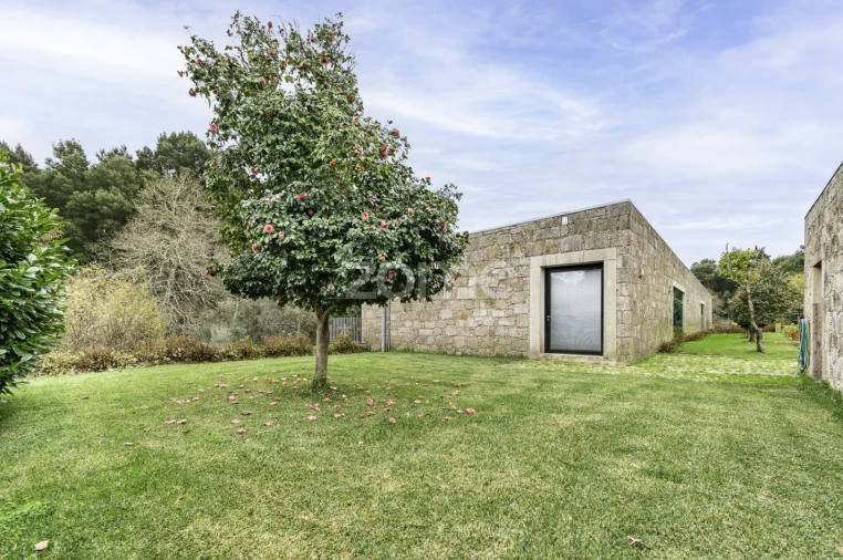 Quinta T7 para Venda em Freixieiro de Soutelo Foto 28