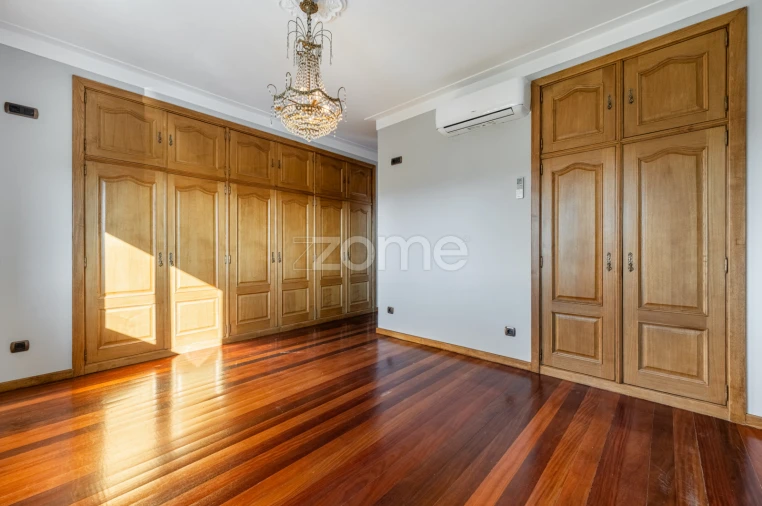 Quinta T4 para Venda em Penafiel Foto 51