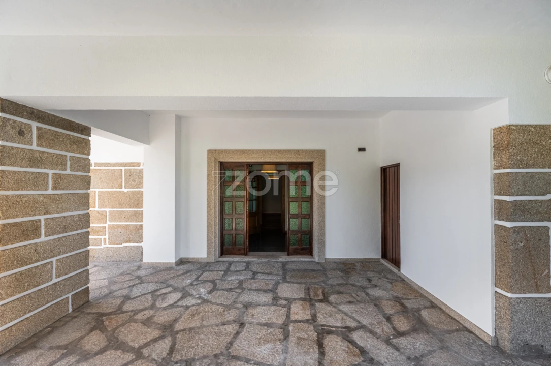 Quinta T4 para Venda em Penafiel Foto 11